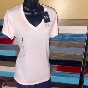 Under Armour v-neck NWT